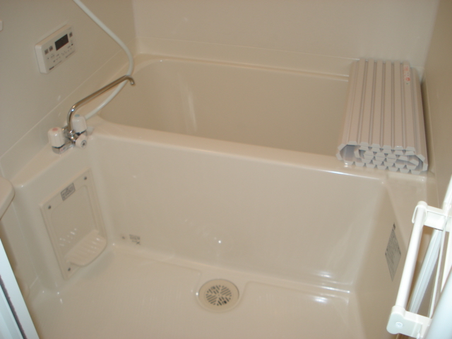 コンフォートレジデンス103号室 バス