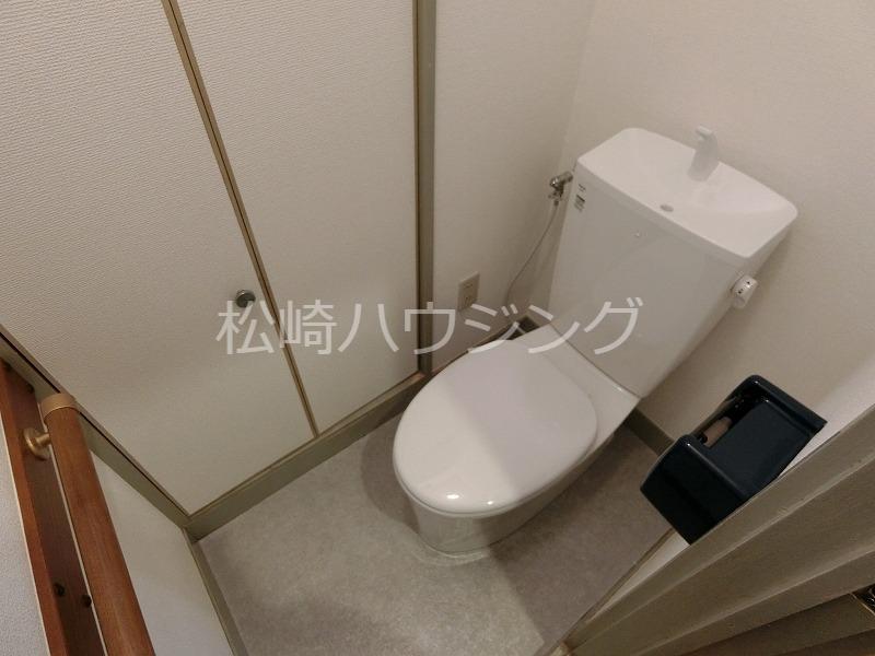 上高田1丁目9戸建 トイレ