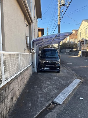 東大和市湖畔大型戸建て 駐車場