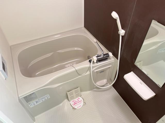 JIRO PERSIMMON（ジロー・パーシモン） バス