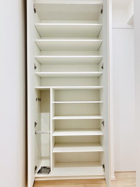 ＰＲＥＭＩＵＭ　ＣＵＢＥ　上野6階 同建物別部屋の参考画像