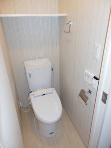 グランド・ガーラ横濱元町7階 トイレはウォシュレット付き