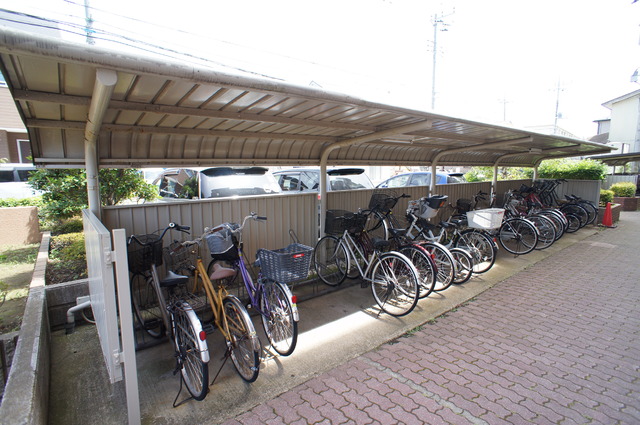 クレール和光 共用設備1（駐輪場）