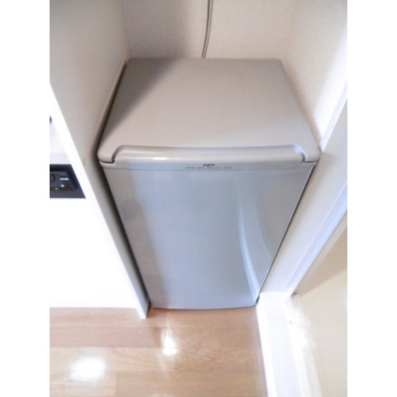 トランタンビュー東駒形0202号室 冷蔵庫