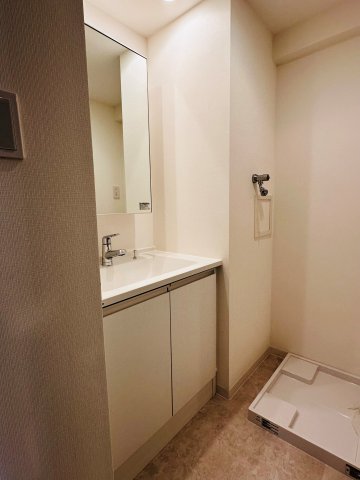 プライムアーバン武蔵小杉comodo407号室 ※参考写真　別部屋フルリニューアル工事後