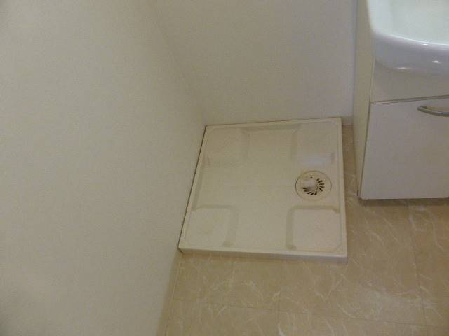 グラン・リーヴェル川崎WEST5階 同建物別部屋の参考画像