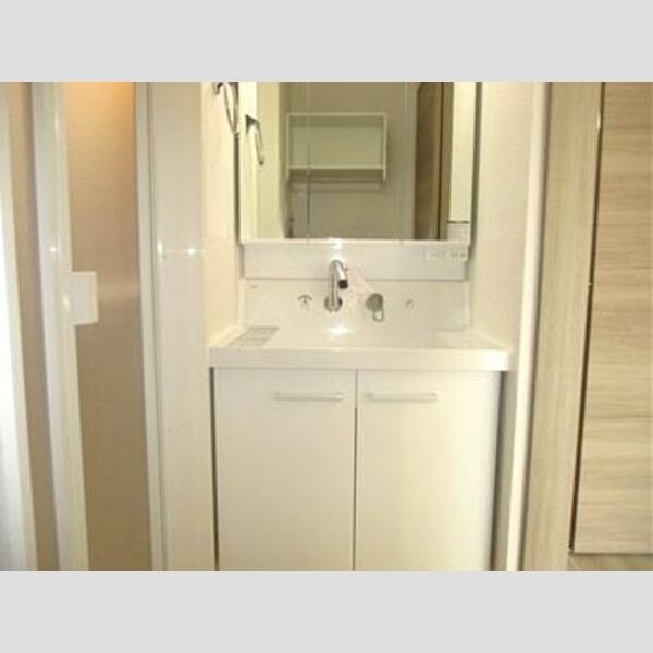 フォレストウッド　A棟105号室 洗髪洗面化粧台