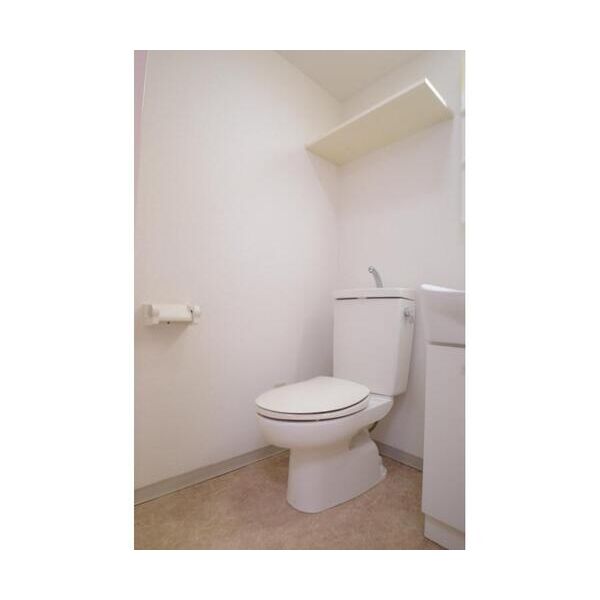 フォンターナ相模大野101号室 トイレ