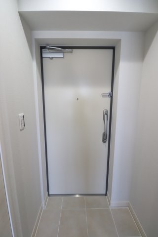 GENOVIA西川口Ⅱ 玄関