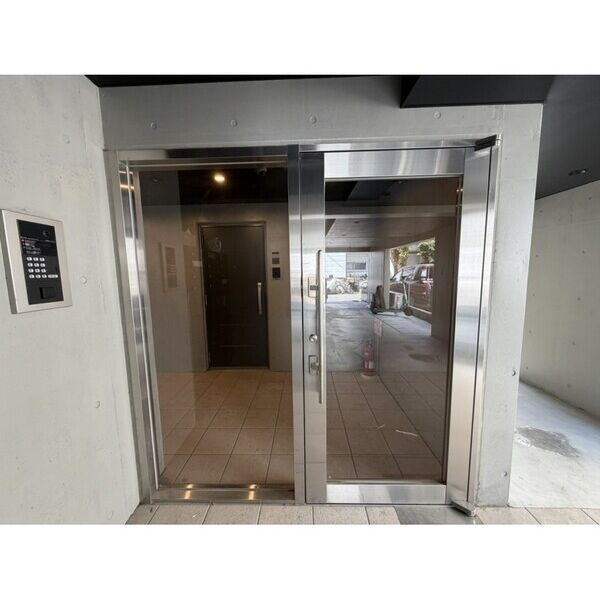 北新宿レーベル エントランス