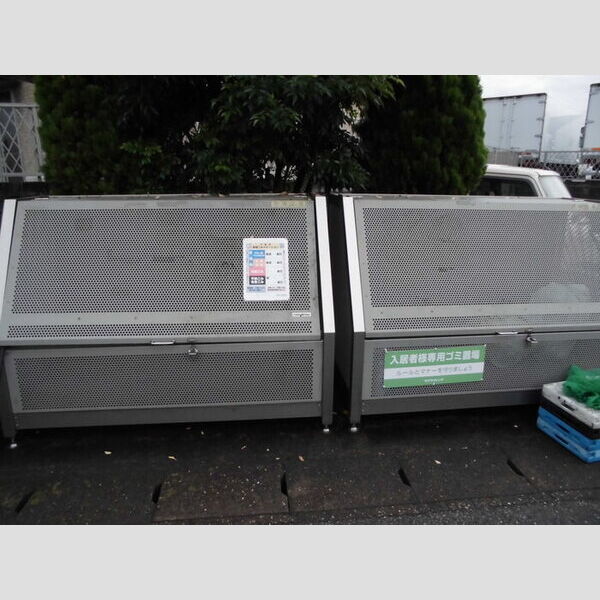 ベルヴィラージュ　B ゴミストッカー