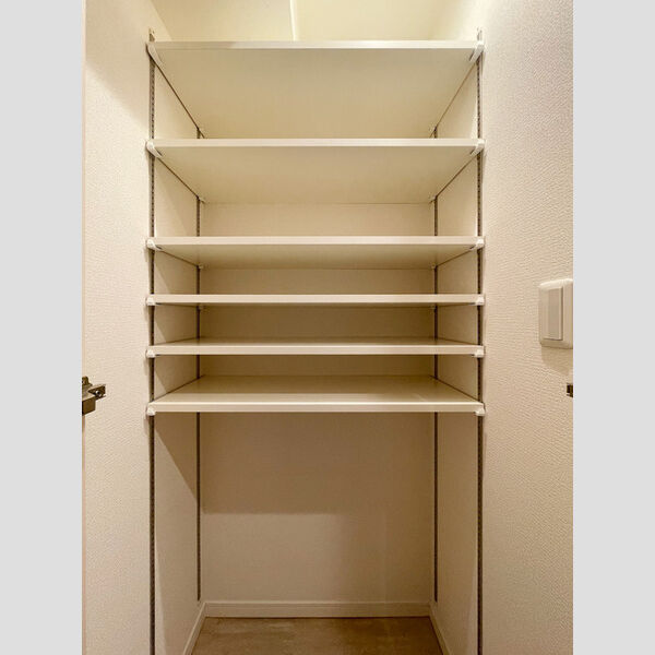 Garden House Ⅲ 大宮土呂駅前701号室 シューズクローク