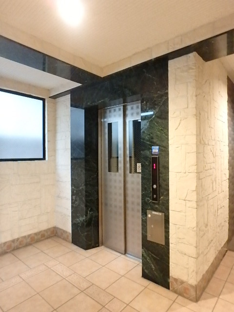 ガラ・ステージ茗荷谷3階 エレベーター