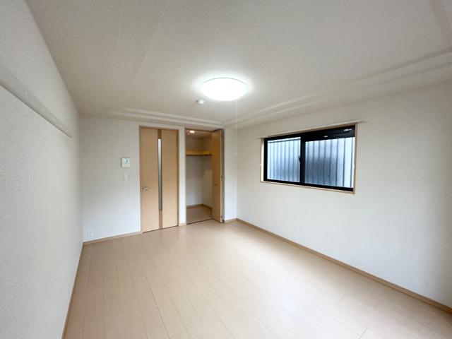 ピアステージ綱島110号室 洋室