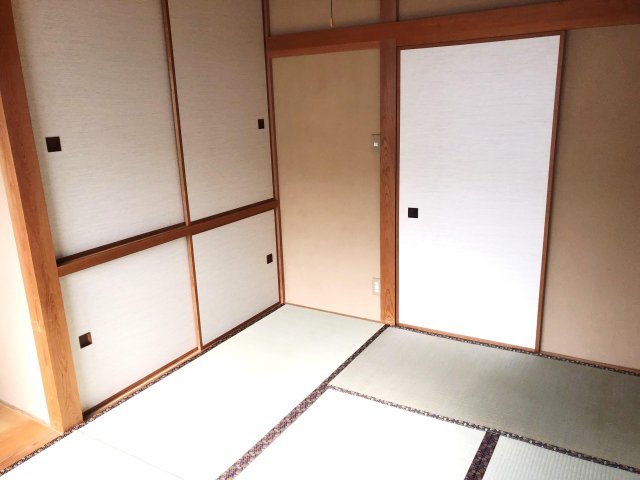 みずほ台ガレージ付き戸建 日当たりのいい和室！