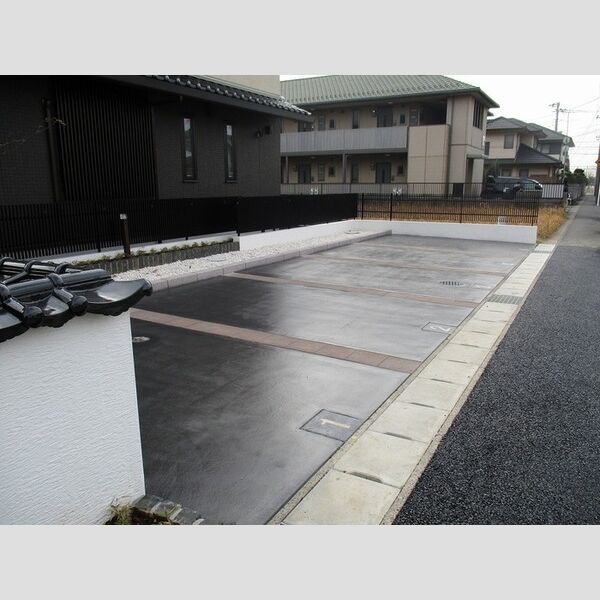 月うさぎ　参 敷地内駐車場