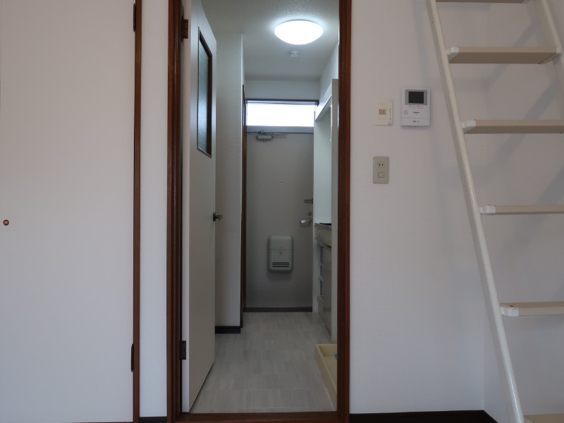 アミー一番館 ※別部屋写真参照