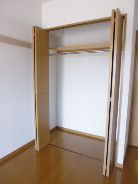 バイオレットＴＡＫＥＤＡ0207号室 収納