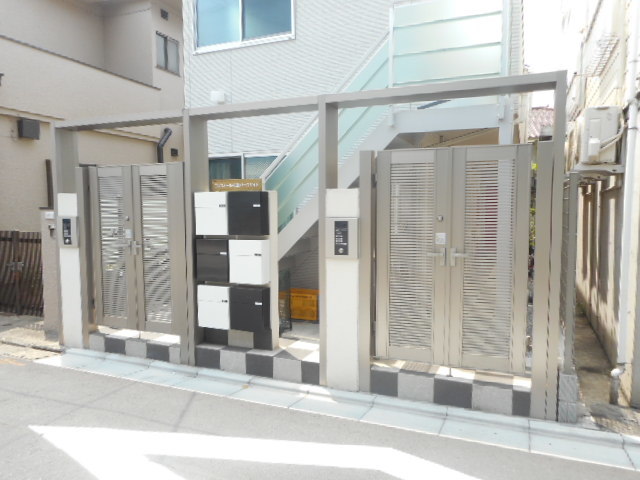 コンフォール杉並パークサイド0202号室 エントランス