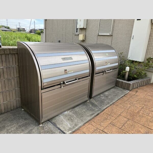 メゾン　あい・あこ　あこ302号室 ゴミストッカー