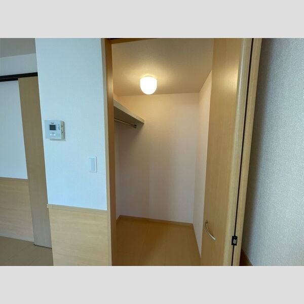 KS・フォンティーヌ ウォークインクローゼット