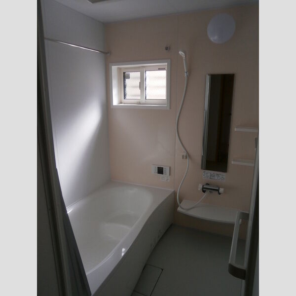 ロイヤルクレスト　Ⅲ 浴室換気乾燥機付