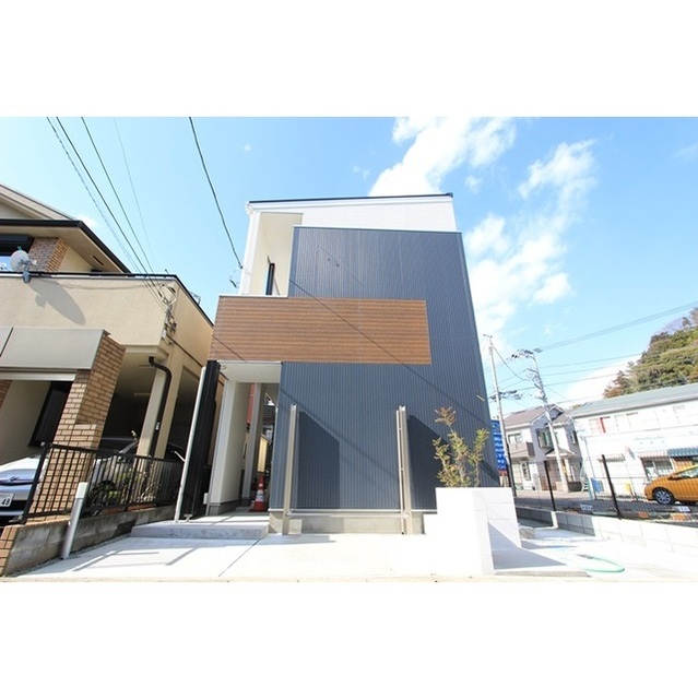 エスカリエ 外観