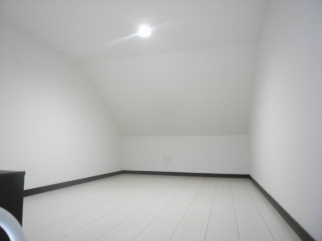 ベイルーム生麦201号室 寝室