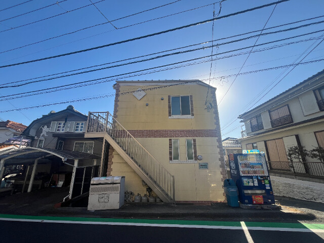 ユナイト横浜ミラネーゼの瞳2階 外観