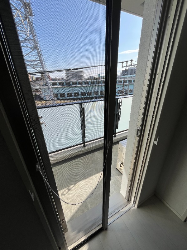 ルフォンリヴェント板橋西台5階 設備写真（写真は別部屋）【アコーディオン網戸】