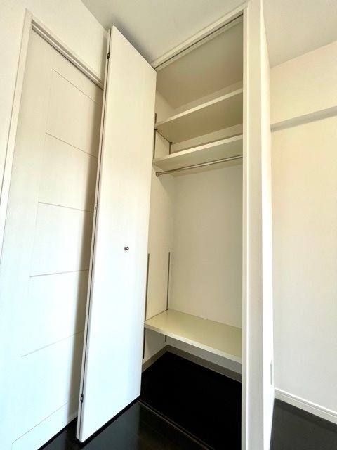 レジディア多摩川1階 収納