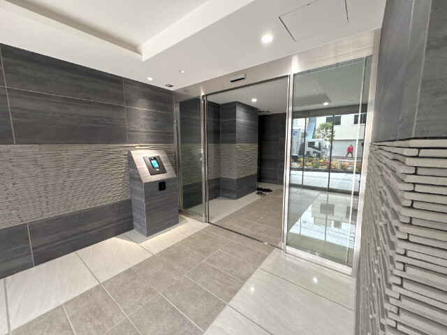 ジェノヴィア浅草Ⅶ6階 エントランス