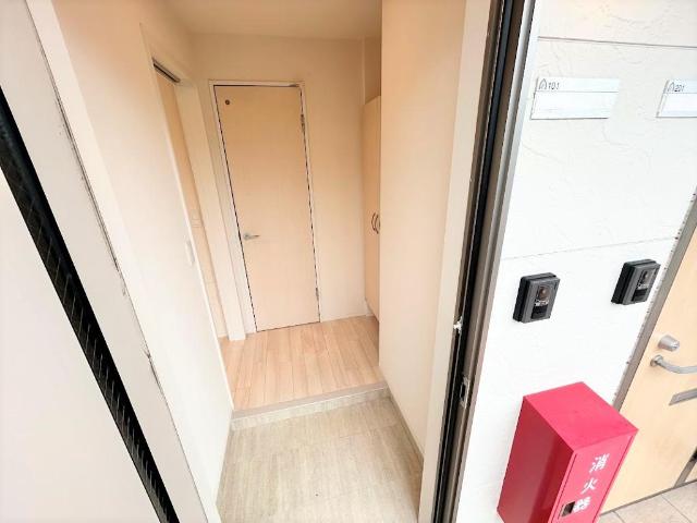 コンフォールK102号室 同建物別部屋の参考画像