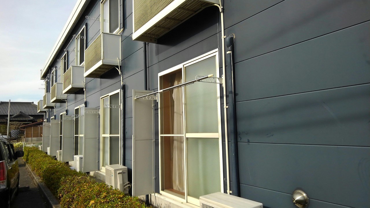 レオパレスシャトーＣ 外観