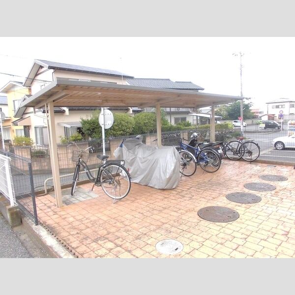 ラグーナ フォンテーヌ101号室 駐輪場