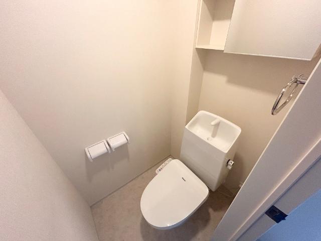 Ａｖａｎｃｅ202号室 シャワー付トイレ