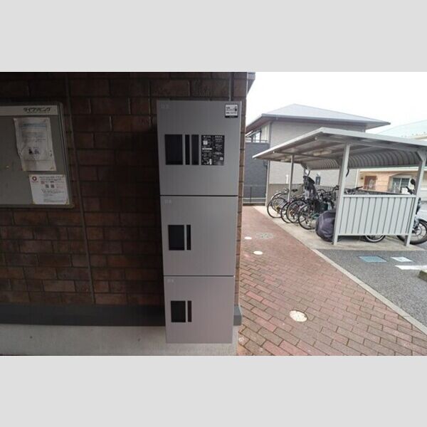 サニーフラット　B202号室 宅配BOX
