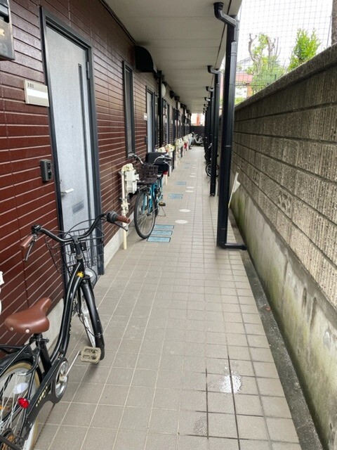 ガーデンハイツ1階 エントランス