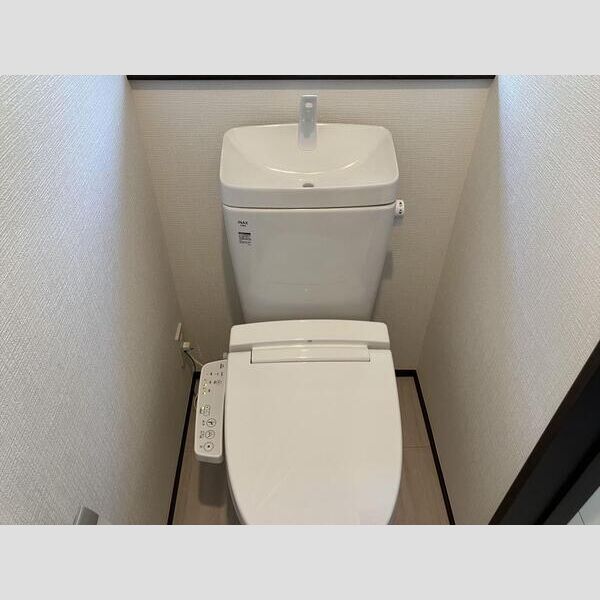 マイホームネクスト見沼大谷　2号棟 トイレ