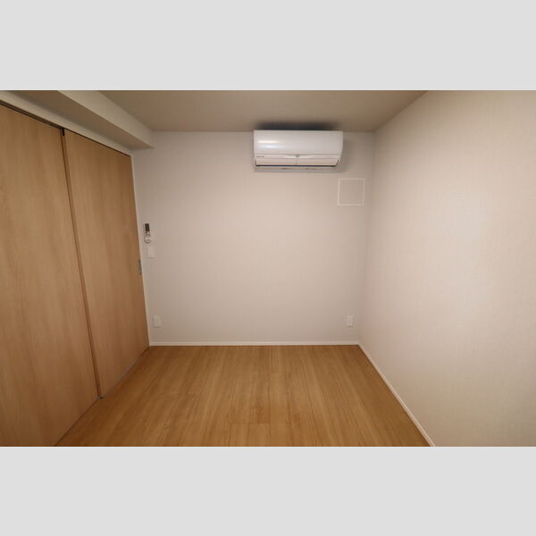 サンジョイアゼロ213号室 洋室5.2帖