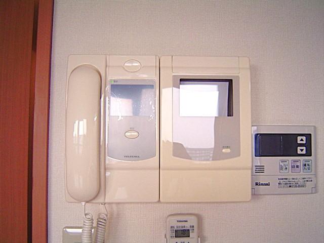 花町コマ303号室 カメラ付インターホン