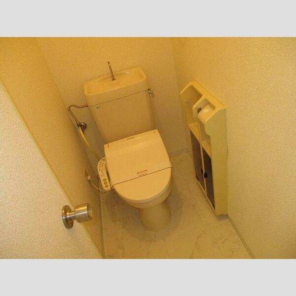 ラヴェニュ　A トイレ