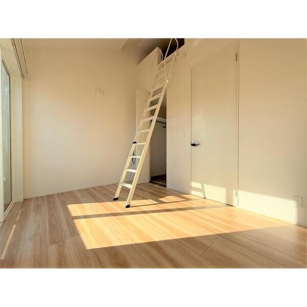 鎌倉市材木座5丁目計画102号室 リビング