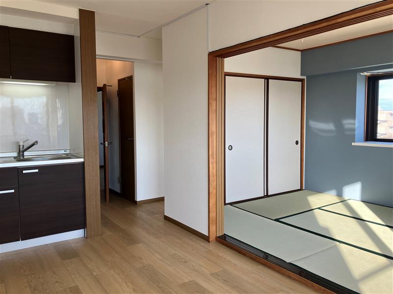 ロイヤルプレステージ3階 同建物別部屋の参考画像