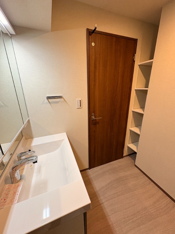 パピルス三ノ輪レジデンス13階 内観