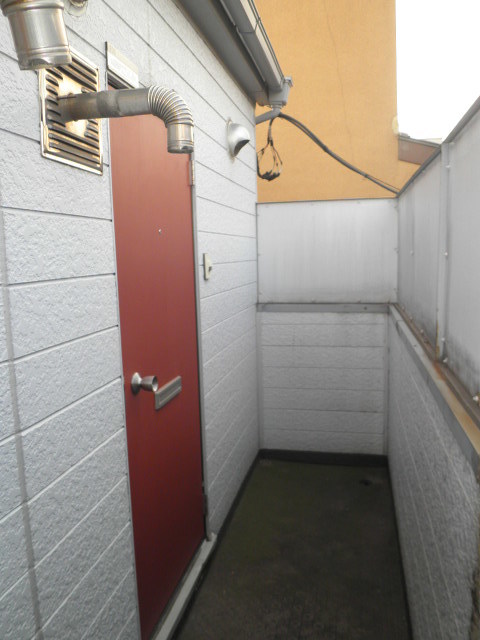 カルタス２１菊川2階 玄関