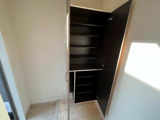 サニーコートⅡ102号室 下駄箱