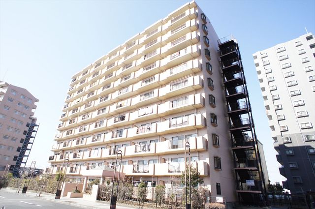 オーシャンビュー参番館 スーパーや病院など近隣にありますよ