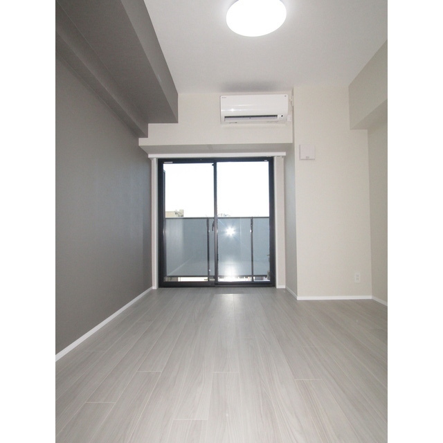 ロアール川崎新町 リビング