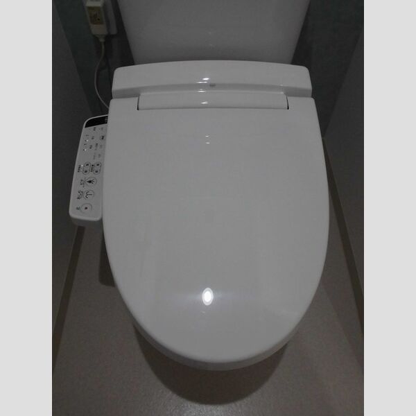 セントラルおおたかの森 温水洗浄暖房便座